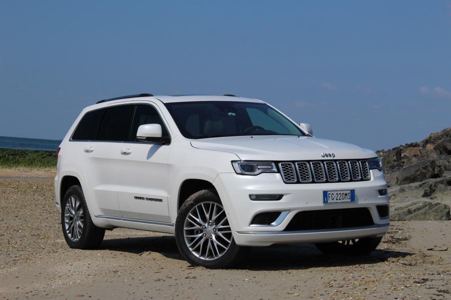  Jeep Grand Cherokee Summit 2016 года  (WW) (фото 14 из 28)